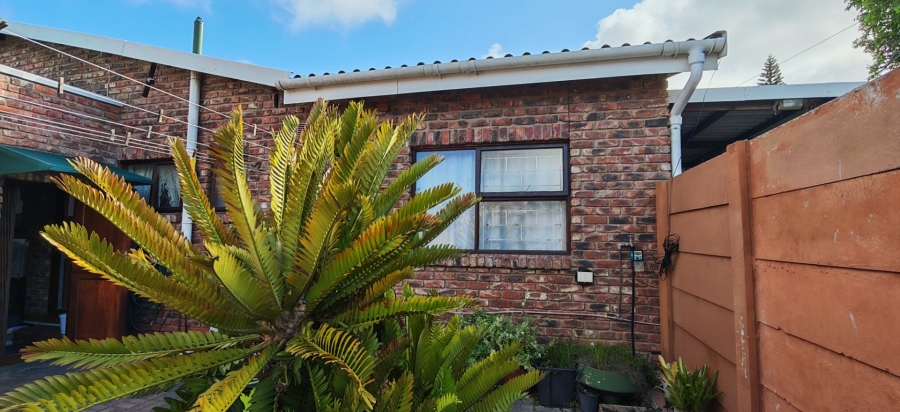 3 Bedroom Property for Sale in Dana Bay Western Cape